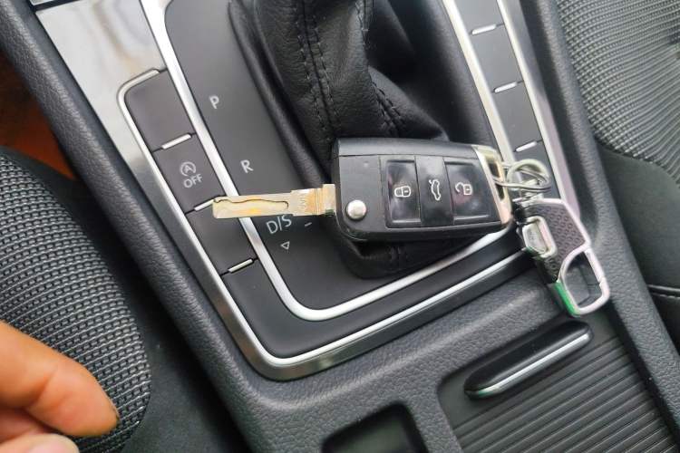 Used Volkswagen Golf 2018 230TSI Automatic Comfort Model
