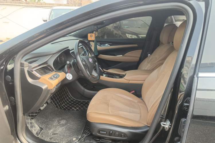 Used Buick LaCrosse 2019 28T Luxury Model