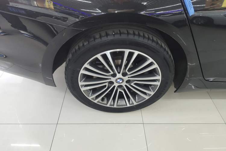 Used BMW 5 Series 2018 530Li Luxury Edition Premium Package