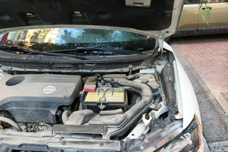 Used Nissan X-Trail 2015 2.5L CVT Leading MAX Edition 4WD
