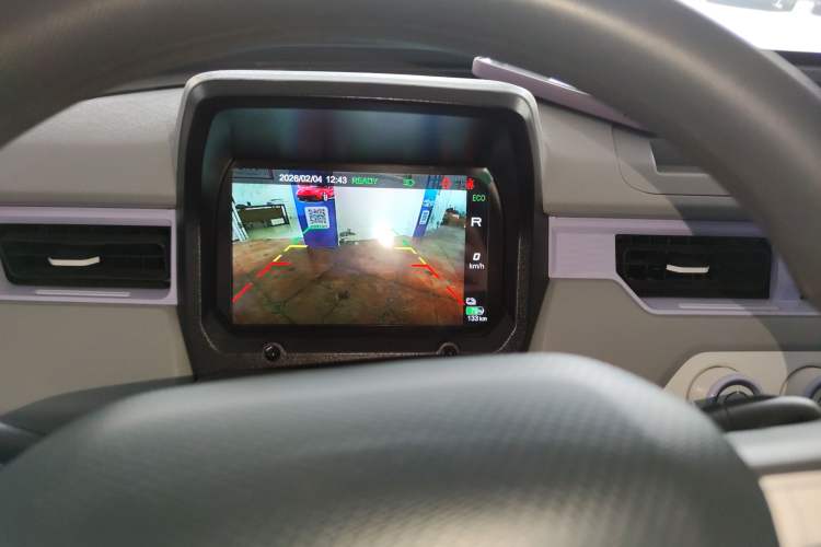 Used Chery QQ Ice Cream 2022 170km Sundae Phosphate Lithium-Ion