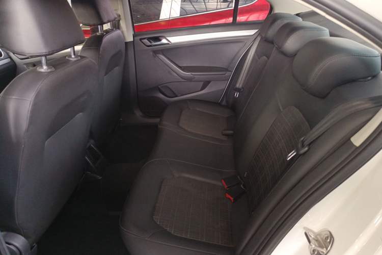 Used Volkswagen Jetta 2019 Dream Edition 1.5L Automatic Comfort Version
