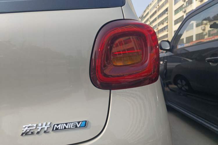 Used Wuling Hongguang MINIEV 2025 Four-Door Version Advanced Edition
