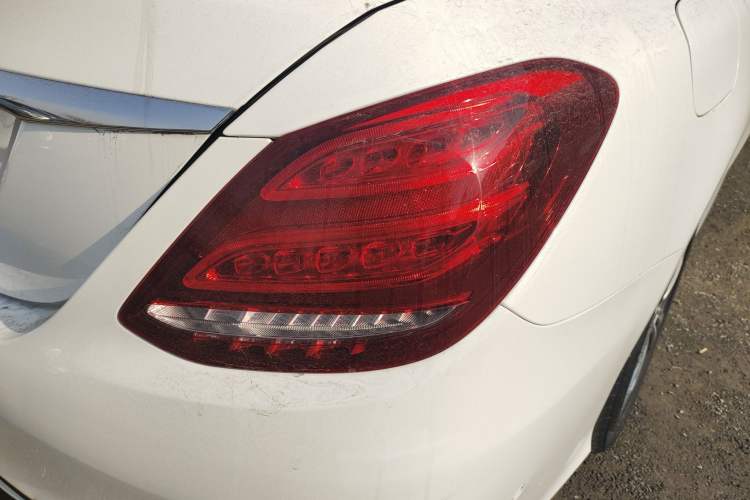 Used Mercedes-Benz C-Class 2017 Facelift C 200 L Sport Edition