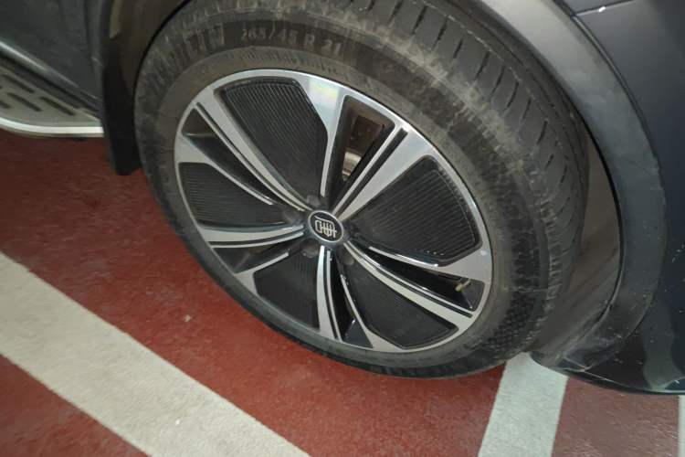 Used BYD Tang New Energy 2022 EV 635 km All-Wheel-Drive Flagship Model