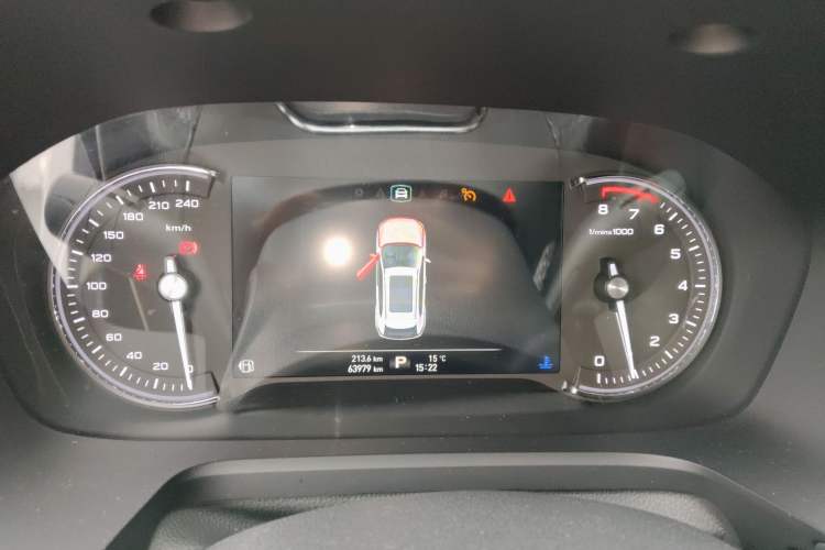 Used Roewe RX5 2016 30T Two-Wheel Drive Automatic Internet Smart Edition
