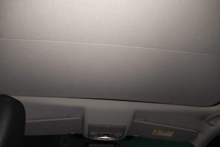 Used Land Rover Discovery Sport 2018 240 PS SE Version