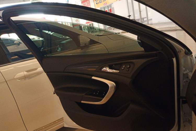 Used Buick Regal 2015 1.6T Leading Technology Model
