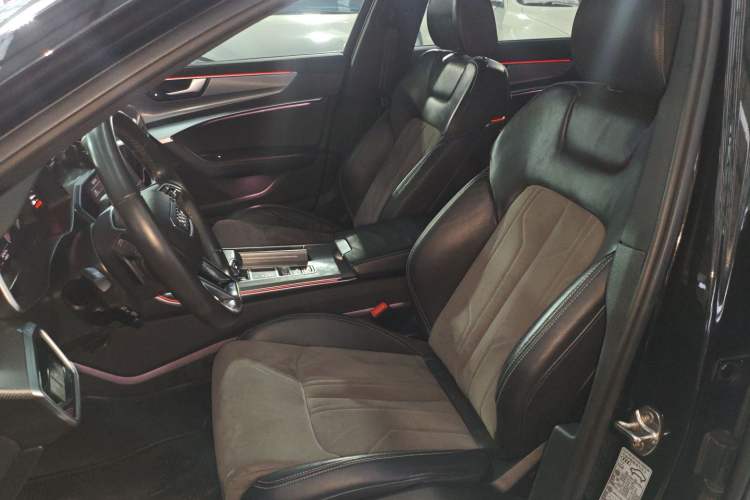 Used Audi A6L 2022 40 TFSI Luxury Dynamic Model
