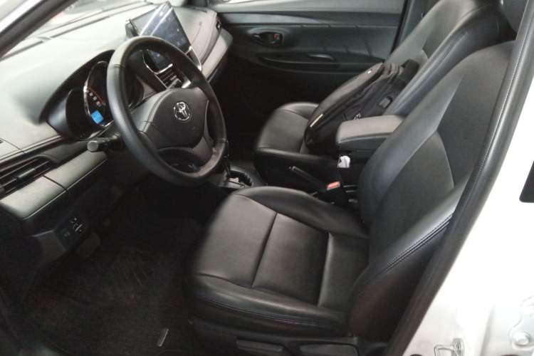 TDK.VehicleDetails.img