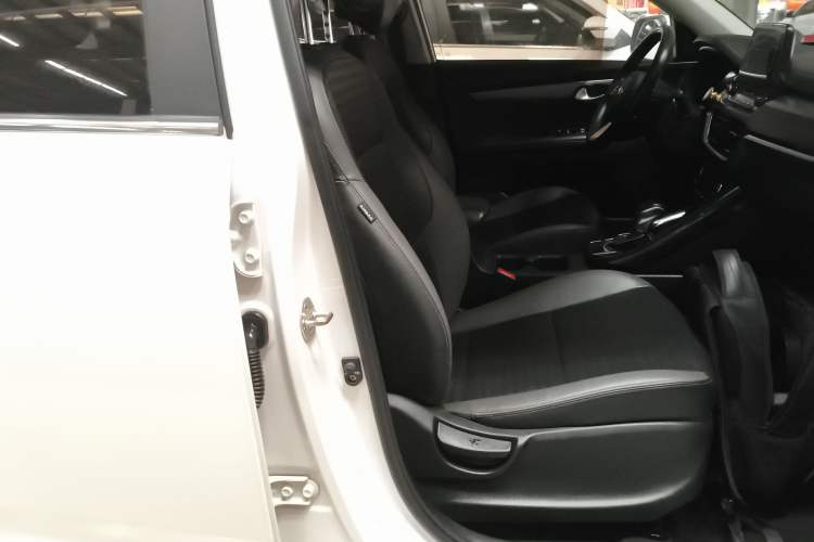 Used Kia Sportage R 2018 2.0L Automatic Smart Luxury Version China V Standard
