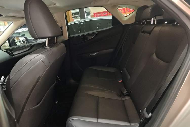 Used Lexus NX 2023 350h Front-Wheel-Drive Chuan Yue Edition