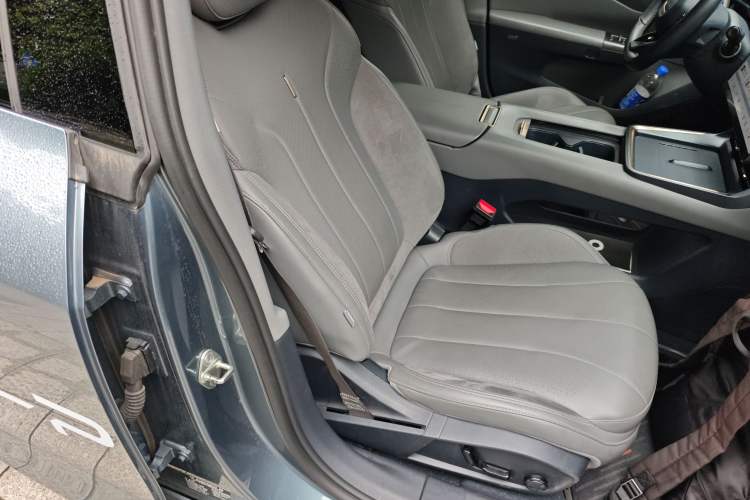 Used Lynk & Co 07 2024 EM-P 126 Long-Range Ultra
