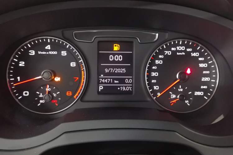 Used Audi Q3 2016 35 TFSI Fashion Model
