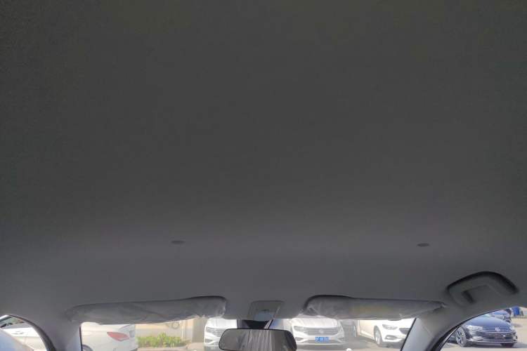 Used Wuling Bingo PLUS 2024 330 km Range Five-Seater Version
