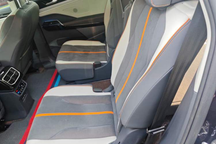 Used Volkswagen ID.6 CROZZ 2022 Long-Range PRO Edition