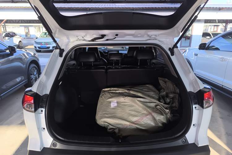 Used Toyota FRONTLANDER 2022 2.0L CVT Leading Edition