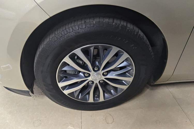 Used Buick GL8 2021 ES Landtrek 653T Comfort Edition
