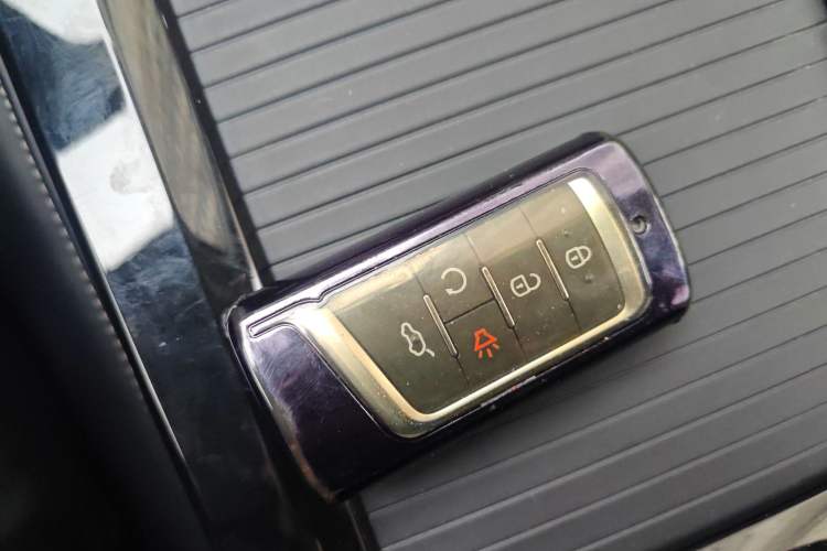 Used GAC Trumpchi M6 2023 PRO 270T DCT Luxury Edition