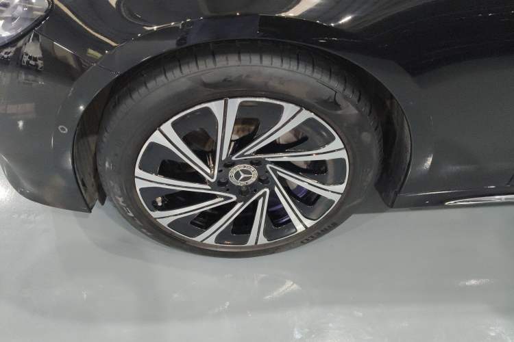 Used Mercedes-Benz E-Class 2025 E 300 L Luxury Model