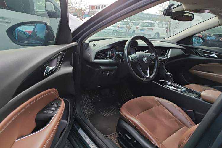 Used Buick Regal 2019 20T Luxury Model China VI Standard