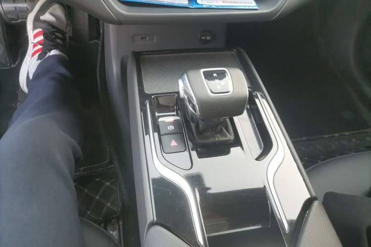 Used Hongqi E-QM5 2022 431 km Charge & Enjoy Edition
