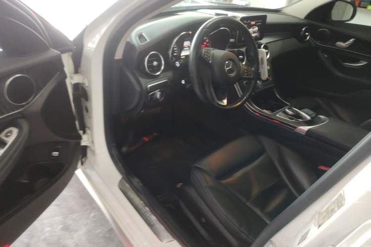 Used Mercedes-Benz C-Class 2017 Restyled C 180 L Fashion Edition Sport Version
