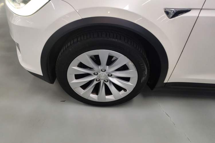 Used Tesla Model X 2019 Long-Range Version
