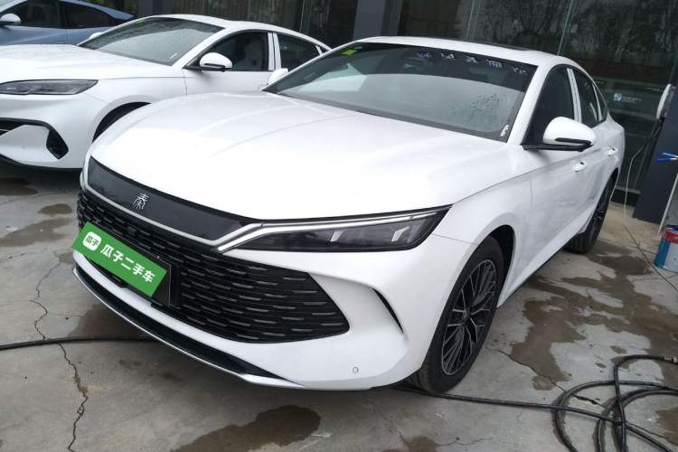 Used BYD Qin L 2024 DM-i 120KM Excellence Model
