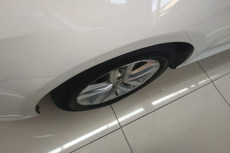 Used Volkswagen Gran Lavida 2017 1.6L Automatic Comfort Edition
