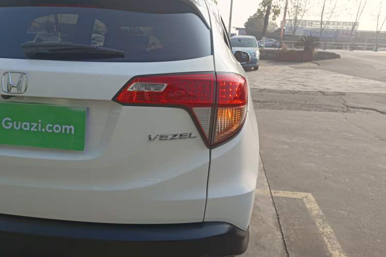 Used Honda Vezel 2020 1.5L CVT Pioneer Edition