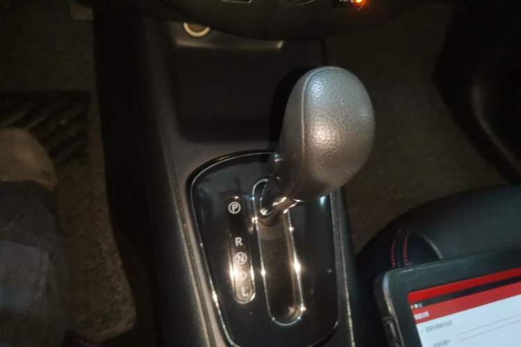 Used Nissan Tiida 2014 1.6L CVT Comfort Model