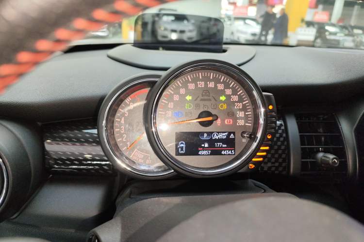 Used  MINI 2016 2.0T COOPER S Pioneer Edition Five-Door Model
