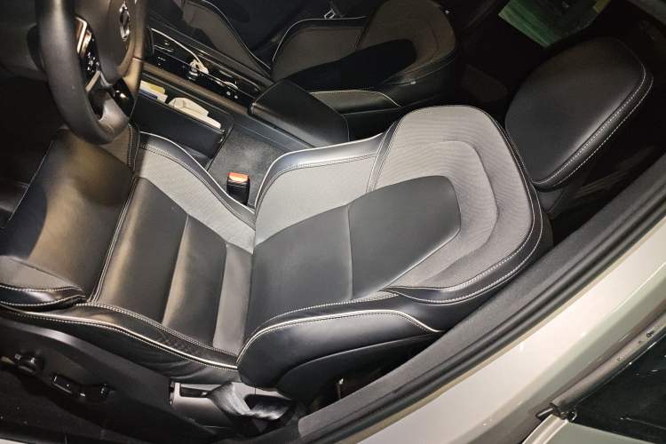 Used Volvo XC60 2022 B5 4x4 Smart & Advanced Sport Edition
