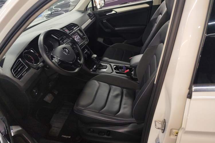 Used Volkswagen Tiguan L 2018 330TSI Automatic Two-Wheel Drive Luxury Edition
