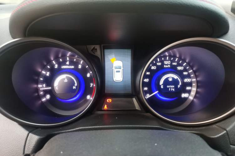 Used Changan CS75 2017 Shangku Edition 1.5T Manual ZhiXiang Model
