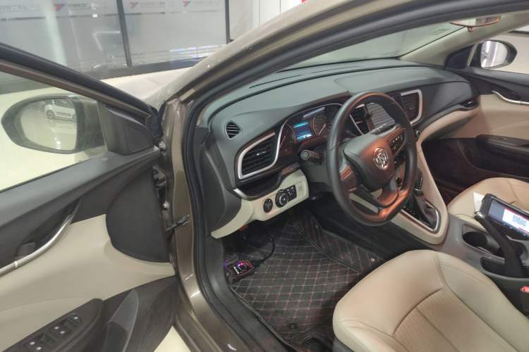 Used Buick GT 2017 15N Automatic Elite Version
