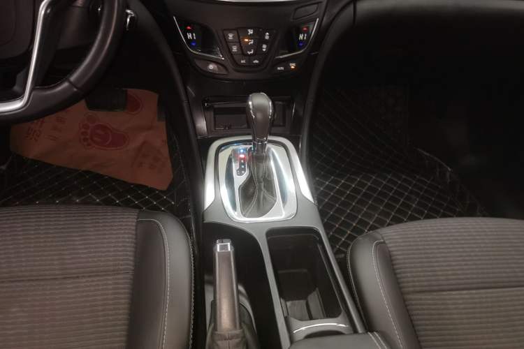 Used Buick Regal 2015 1.6T Leading Technology Model
