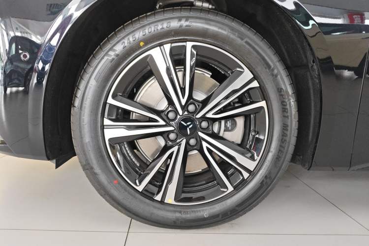 Used Hongqi EH7 2025 600 Smart Selection Edition
