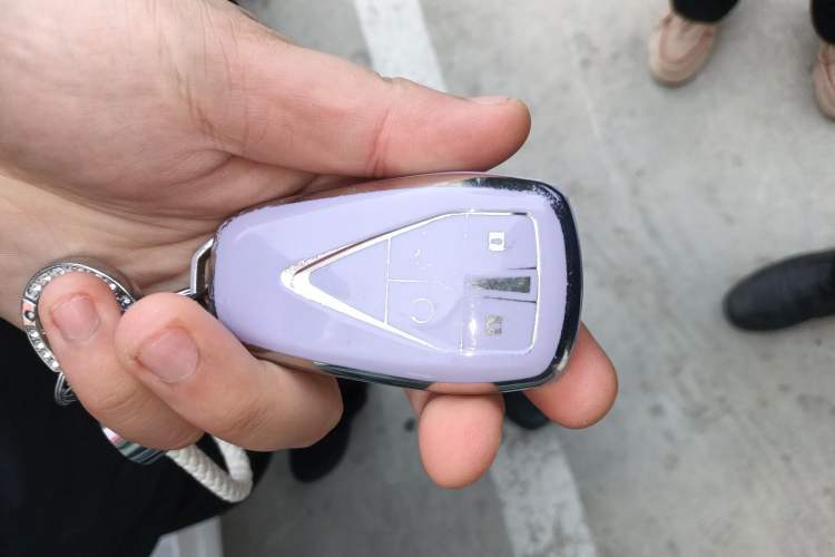 Used Changan UNI-Z New Energy 2025 Model, Smart New Blue Whale 125km Battleship+ Version
