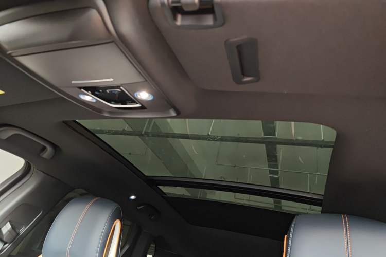 Used BYD Song PLUS New Energy 2024 Honor Edition EV 520km Luxury Model
