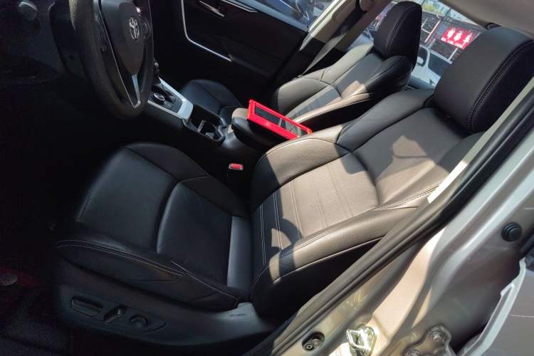 Used Toyota Wildlander 2020 Dual-Motor 2.5L E-CVT Four-Wheel Drive Luxury Edition
