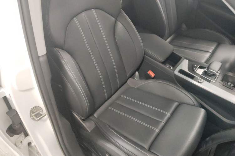 Used Audi A4L 2022 40 TFSI Fashion Dynamic Model
