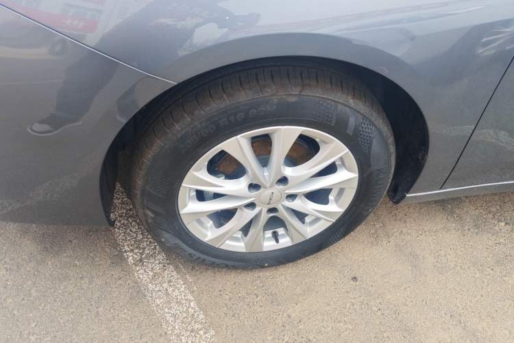 Used Roewe i5 2023 1.5L CVT Luxury Edition
