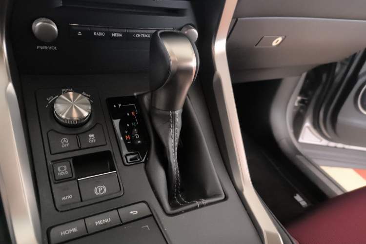 Used Lexus NX 2018 200 Front-Wheel-Drive Xingxing Edition China VI Standard
