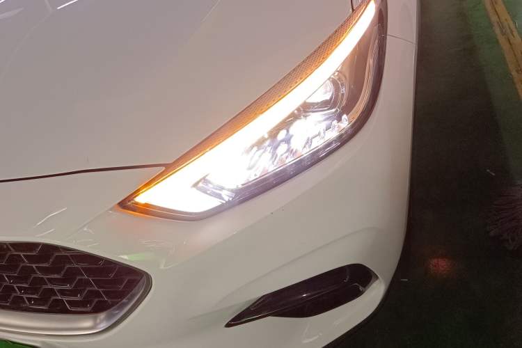 Used MG ZS 2020 180 DVVT Automatic UP