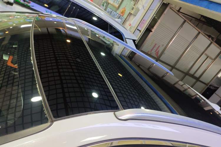 Used Wey VV5 2019 Upgraded Model 2.0T Two-Wheel Drive Ultra-Luxury Version China V Standard
