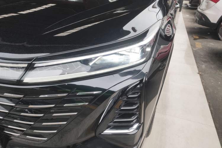 Used Changan CS75 PLUS 2024 3rd Generation Champion Edition 1.5T Intelligent Drive Dynamic Model