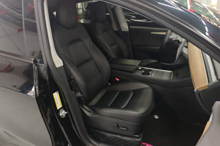 Used Tesla Model Y 2021 Standard Range Rear-Wheel Drive Version