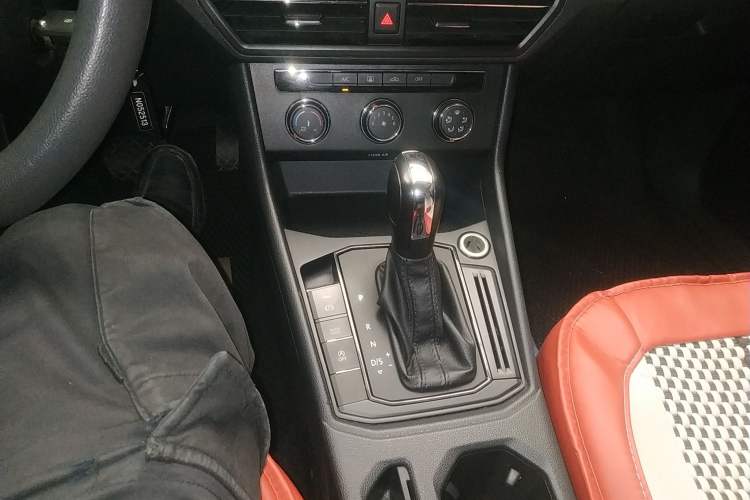 Used Volkswagen Lavida 2021 1.5L Automatic Fashion Edition
